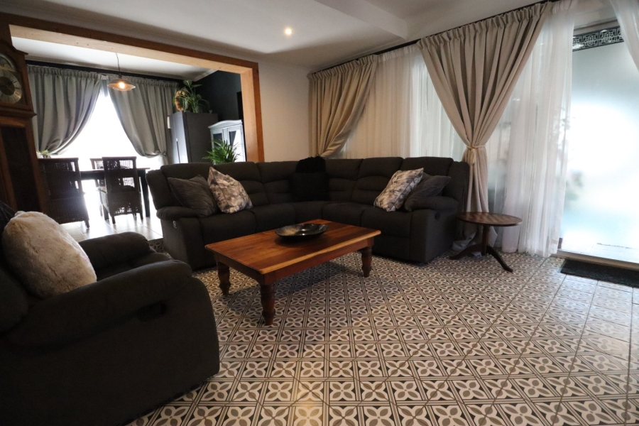 4 Bedroom Property for Sale in Sherwood Eastern Cape
